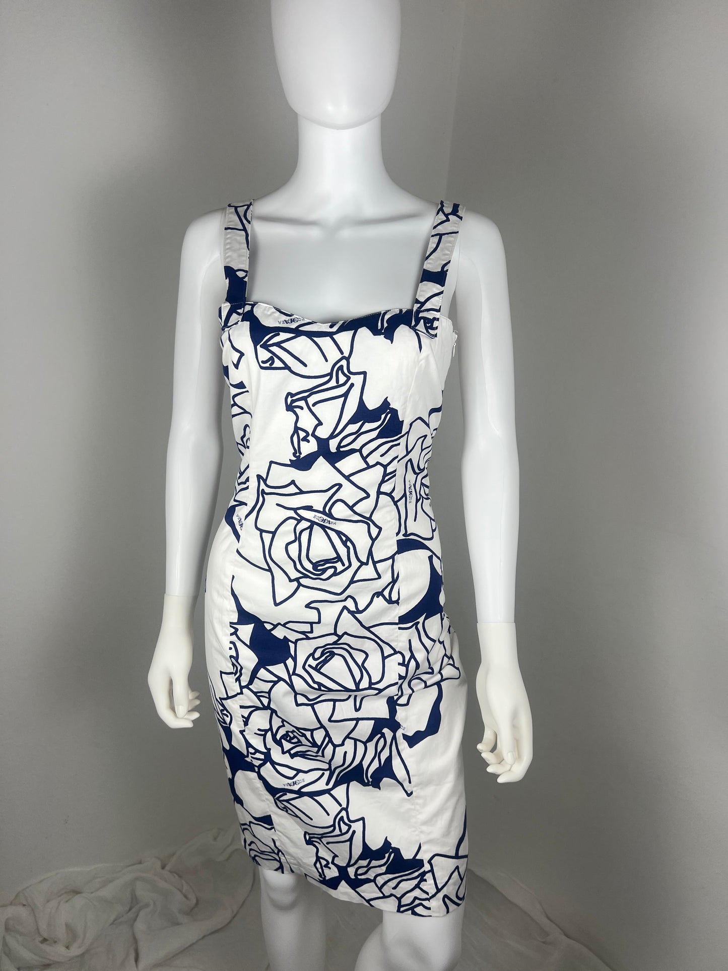 Versace Sport
Blue Rose Cotton Dress
Early 2000s