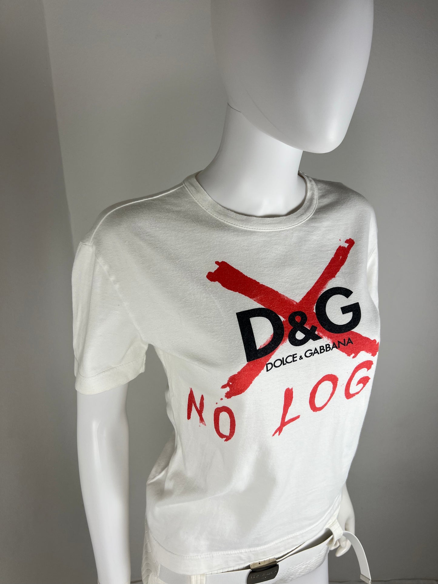 Dolce & Gabbana "NO LOGO" Graphic Tee